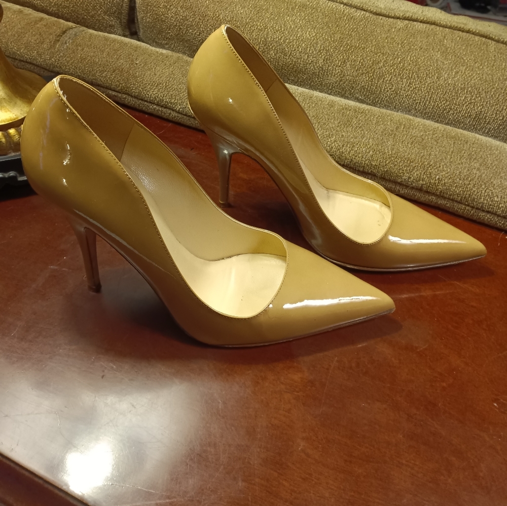 Kate Spade Nude Tan Heels 9B